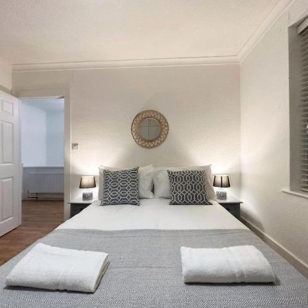 Charming 3-Bedroom Family Home London Luaran gambar