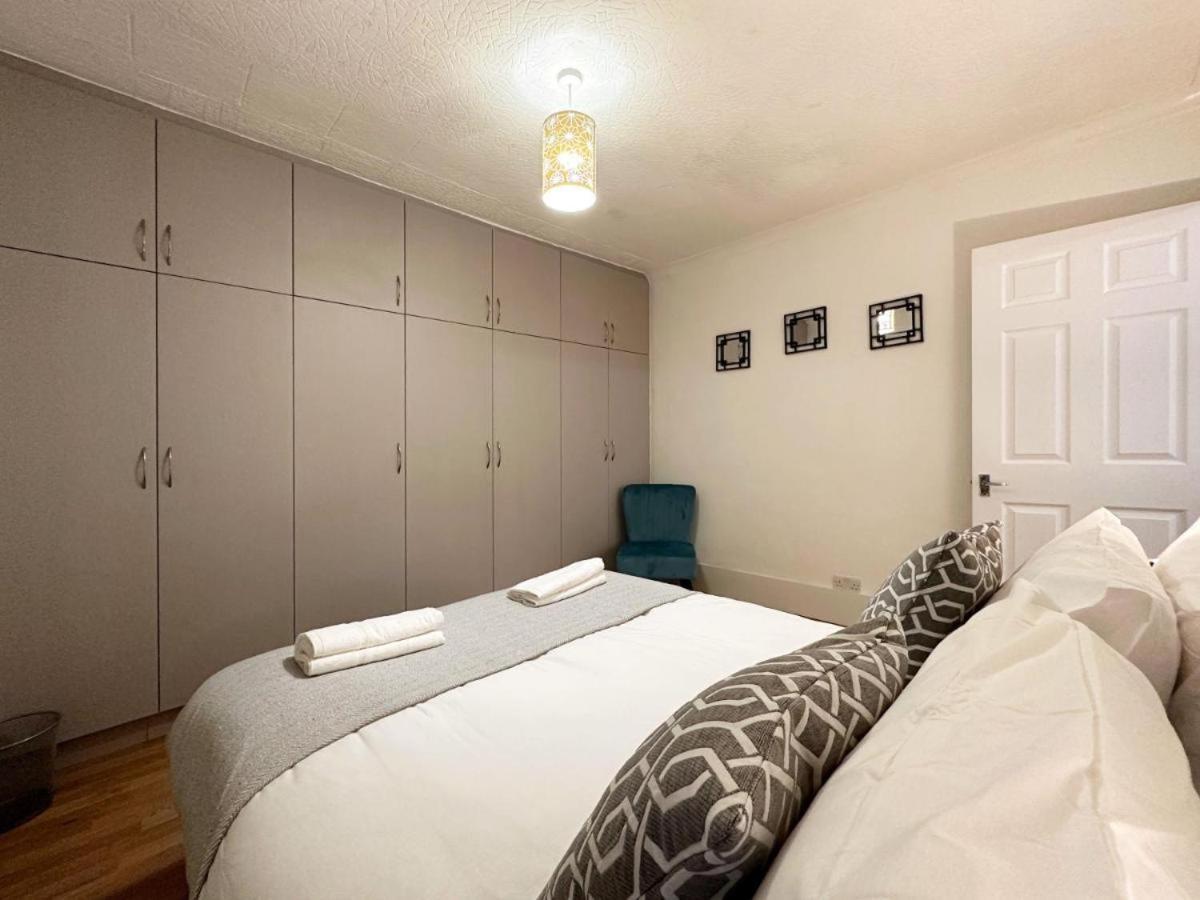 Charming 3-Bedroom Family Home London Luaran gambar